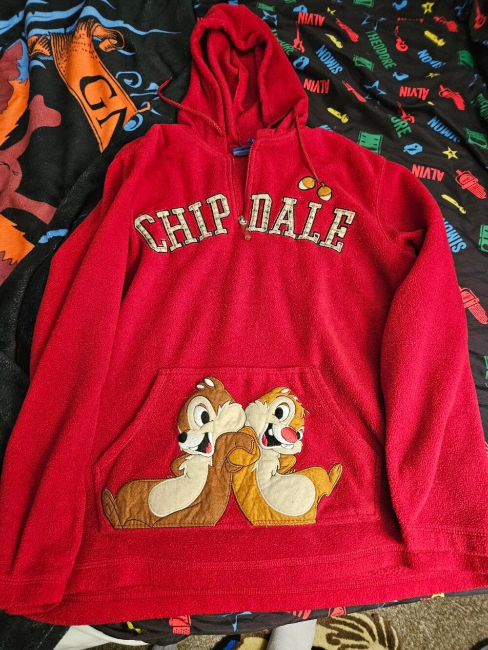 Vintage Disney Chip N' Dale Red Long Sleeve Fleece Hoodie Sz Large 1/4 zip